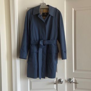 Authentic  Burberry Trenchcoat